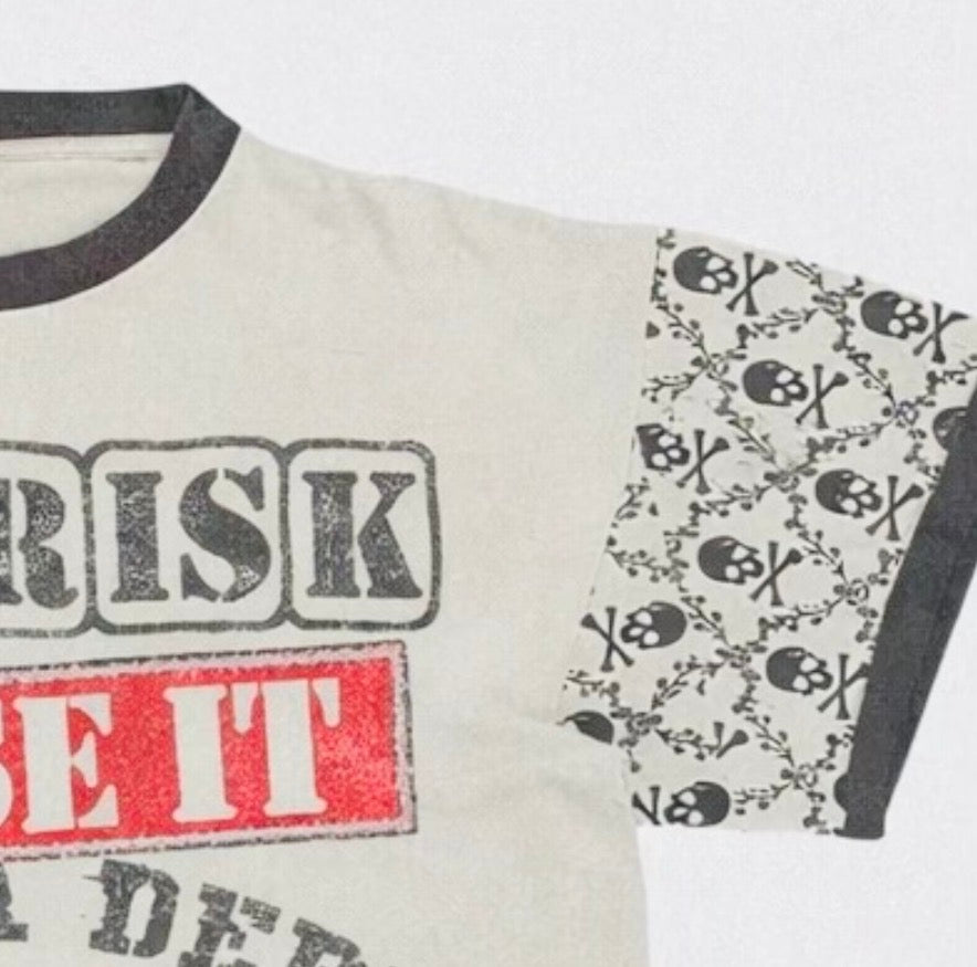 Madrisk skeleton crop tee